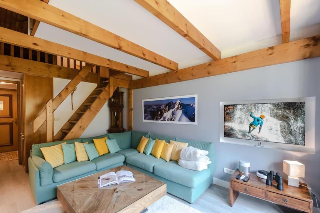 Bel Appartement Entier En Style Chalet A Chamonix Exterior photo